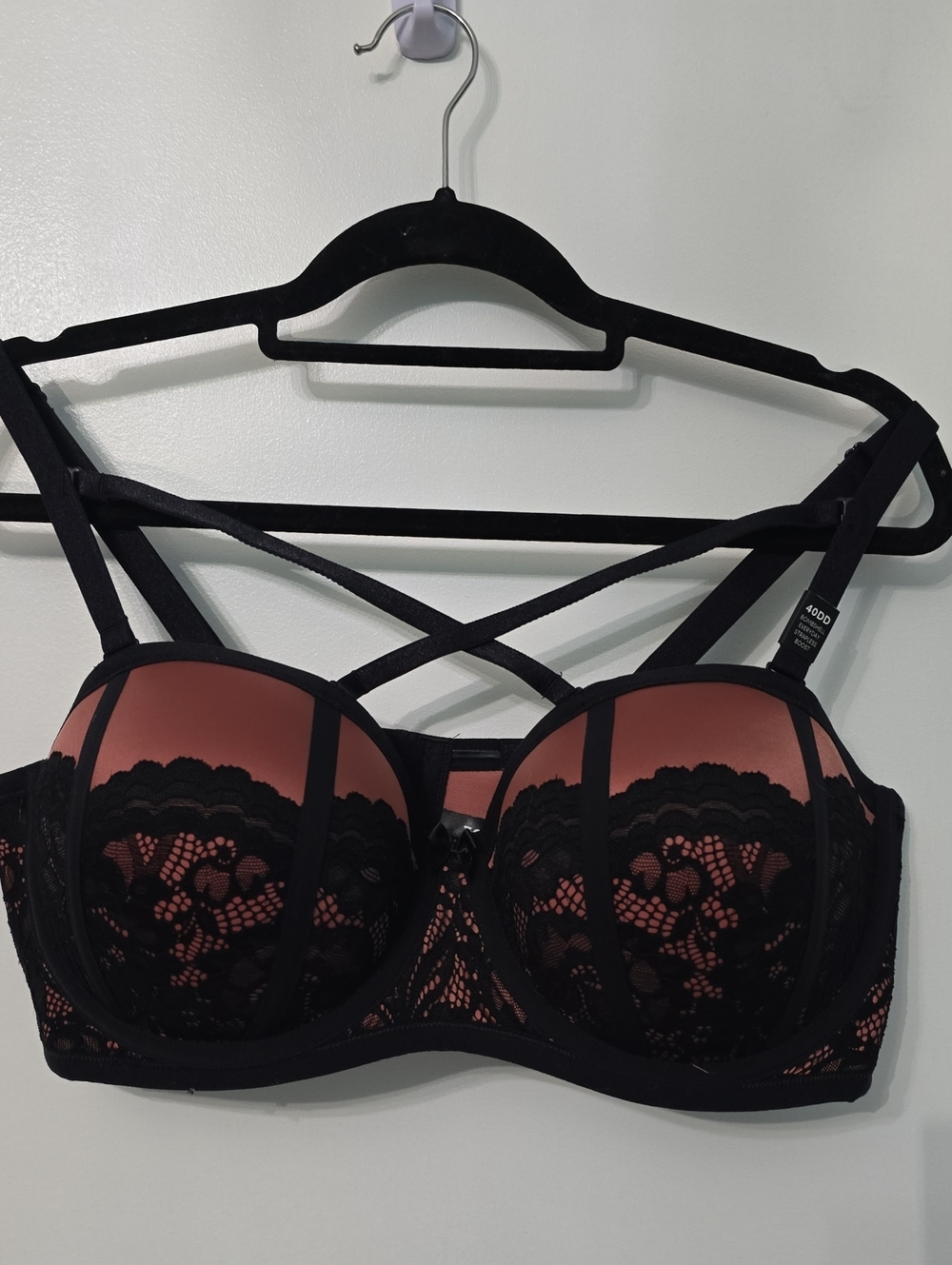 NWT torrid Black & Mauve Lace Strapless/Convertible Crisscross Push-Up Bra
